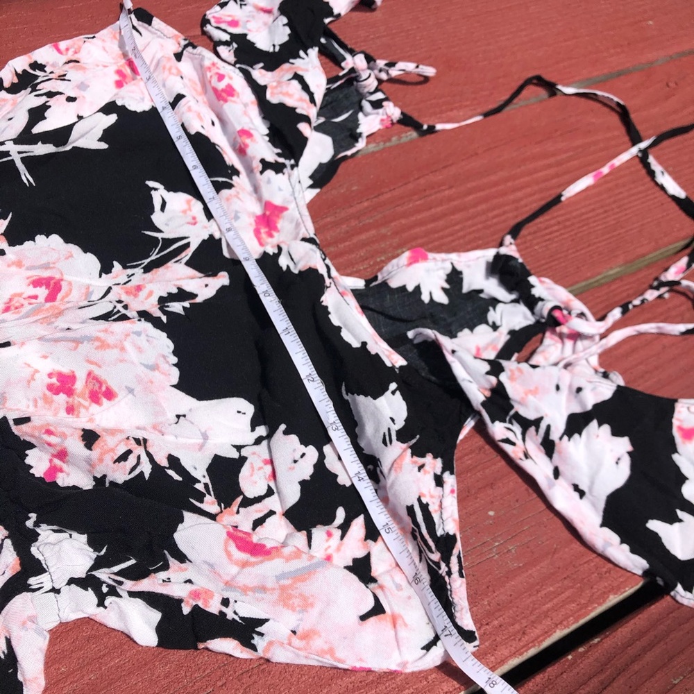 Romper - Picture 4 of 7